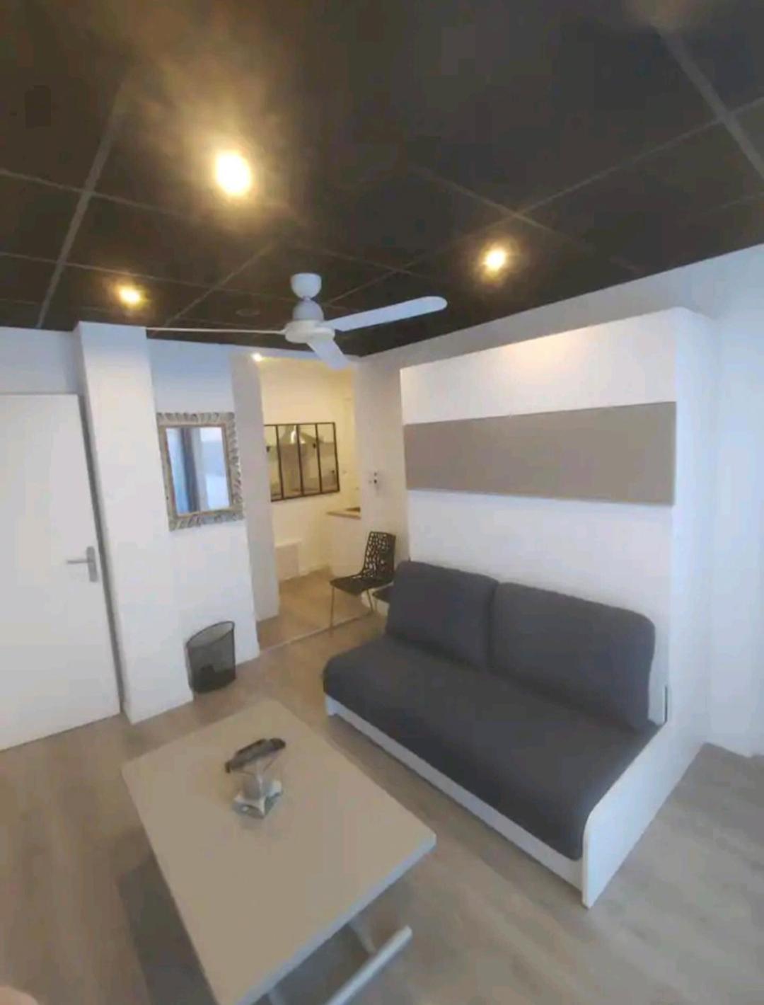 Studio Tout Confort Bord De Mer Vallauris Exteriér fotografie